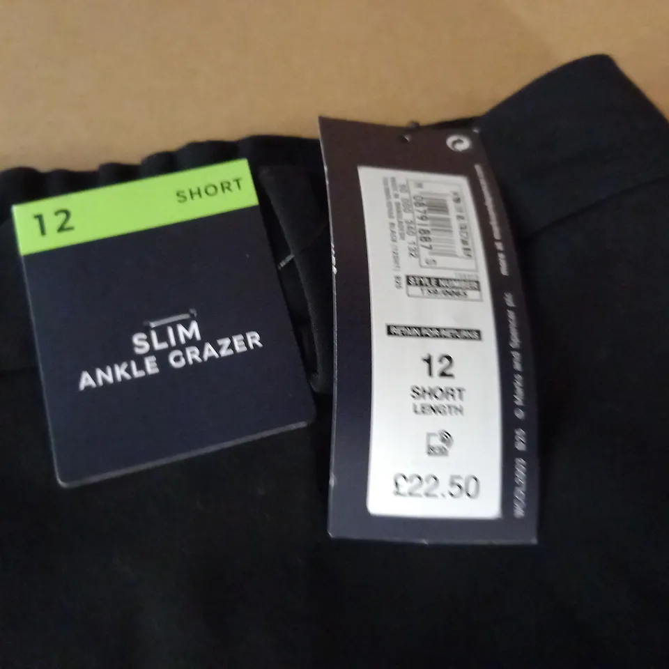 M&S SLIM ANKLE GRAZER - 12 SHORT