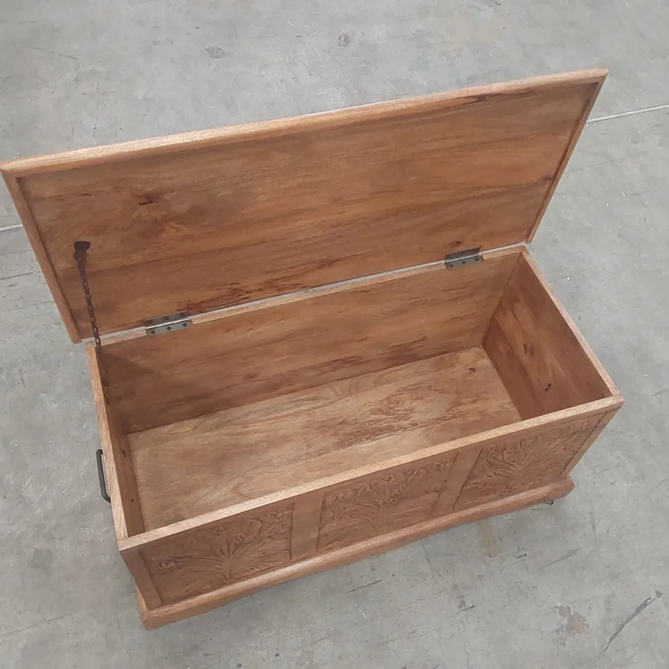 HOLCOMBE CARVED ACACIA WOOD COFFEE TABLE WITH STORAGE