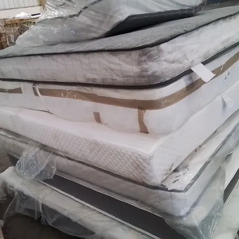 PALLET CONTAINING VARIOUS ASSORTED SIZED MATTRESSES