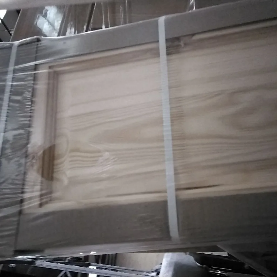 4 PANEL KNOTTY PINE BIFOLD INTERNAL DOOR 686 X 1981MM