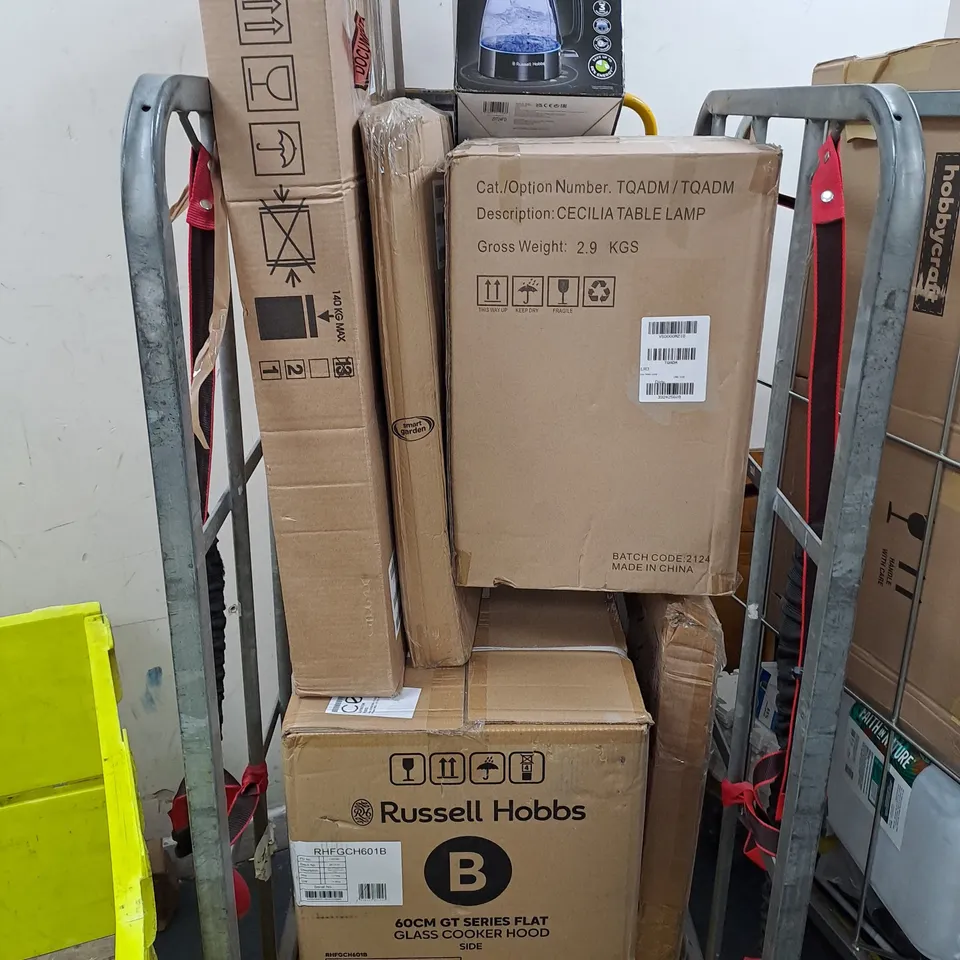 CAGE OF APPROXIMATELY 6 ASSORTED BROKEN ITEMS TO INCLUDE - KITCHEN APPLIANCES, AND HOME AND GARDEN FURNITURE - COLLECTION ONLY
