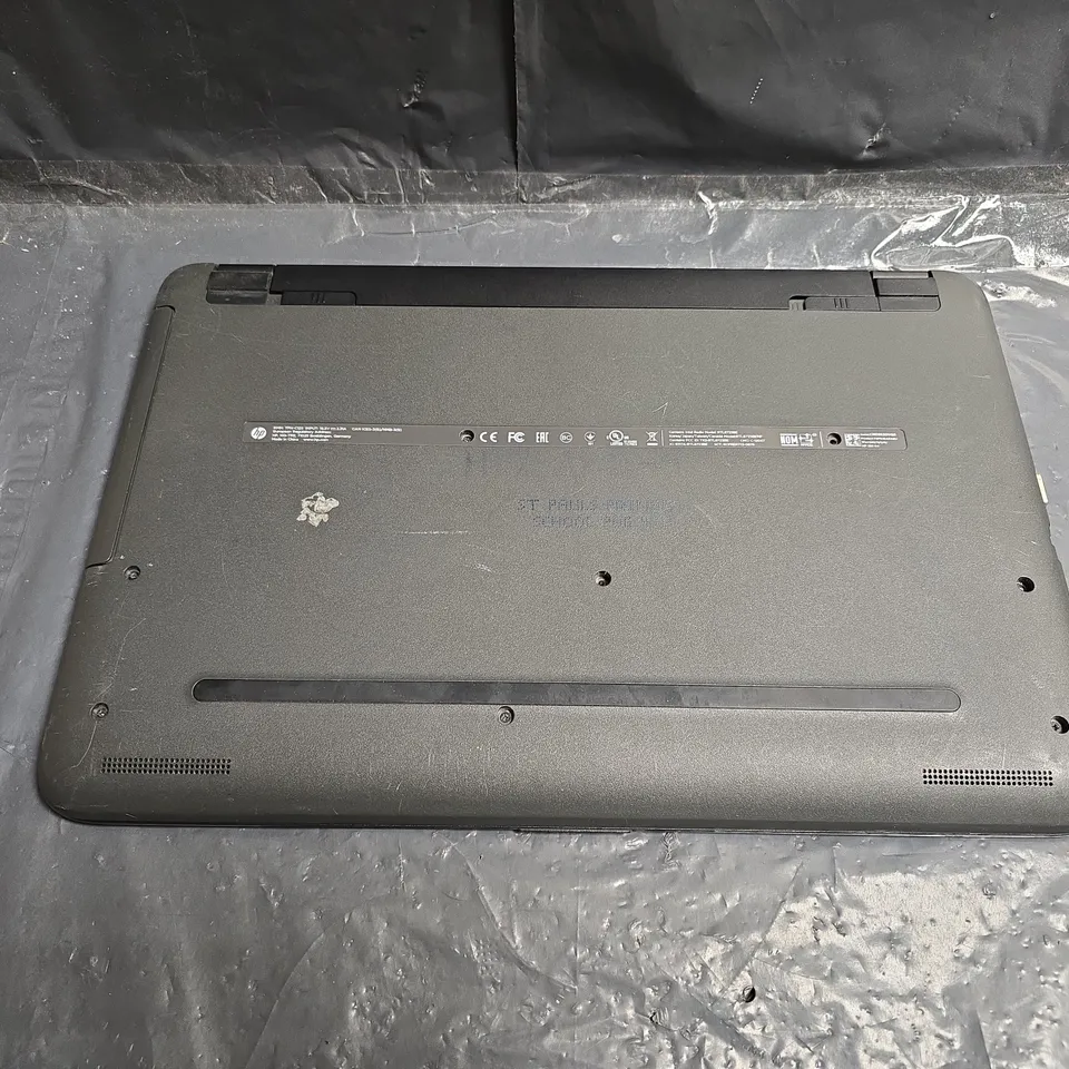 HP LAPTOP – BLACK, TEXTURED LID 