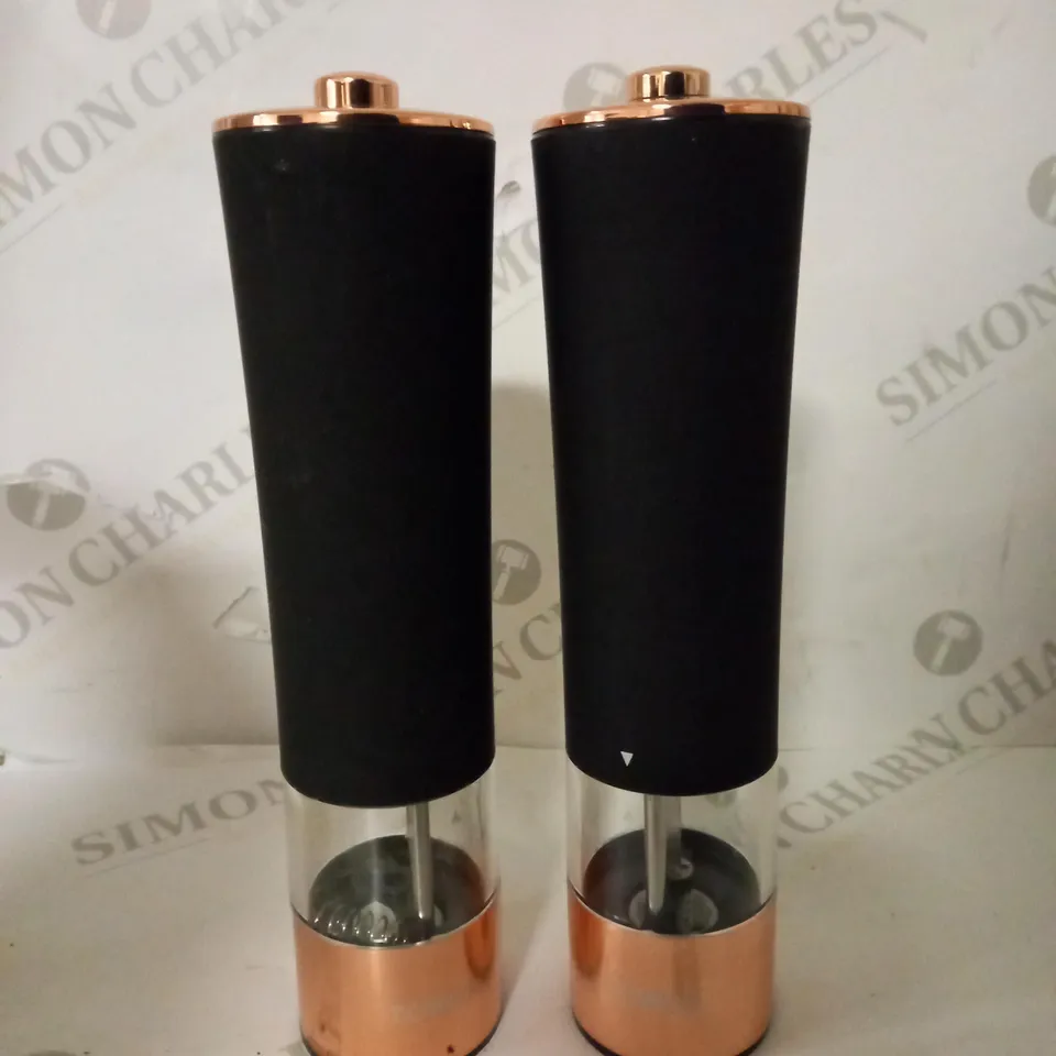 TOWER ELECTRIC SALT AND PEPPER MILL 