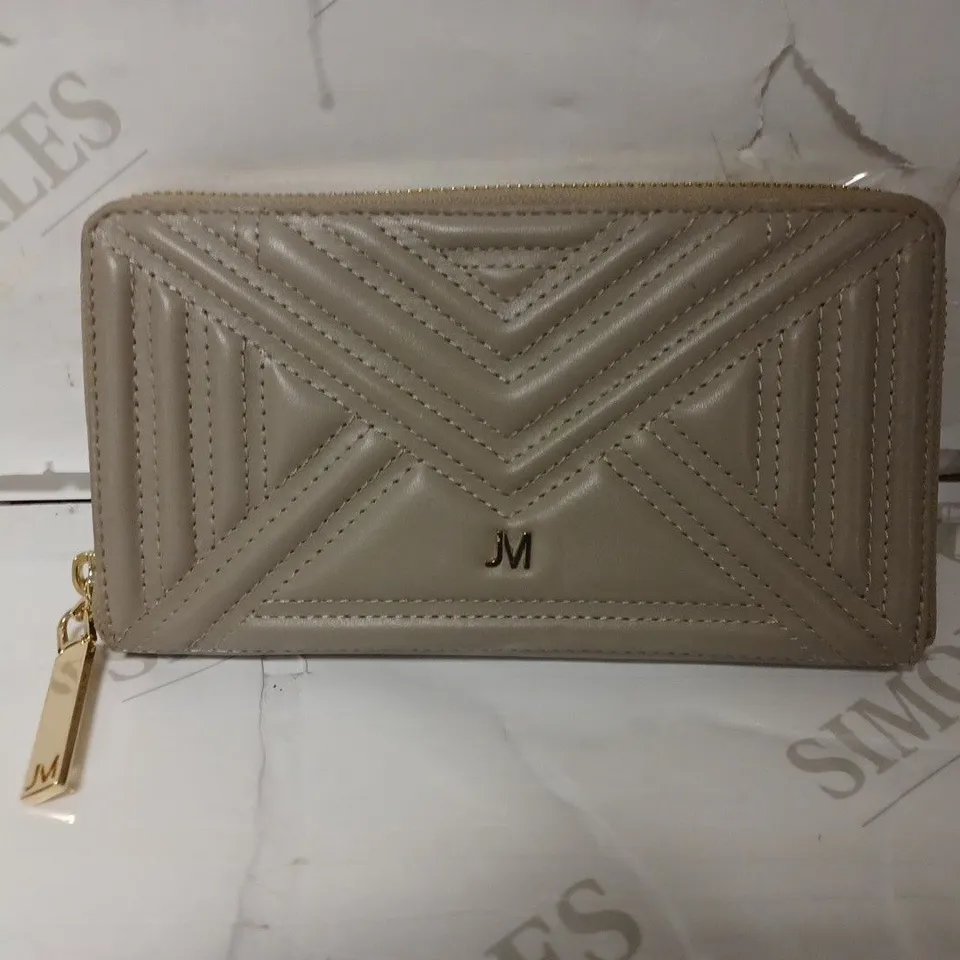 JULIEN MACDONALD LEATHER EFFECT PURSE IN NUDE