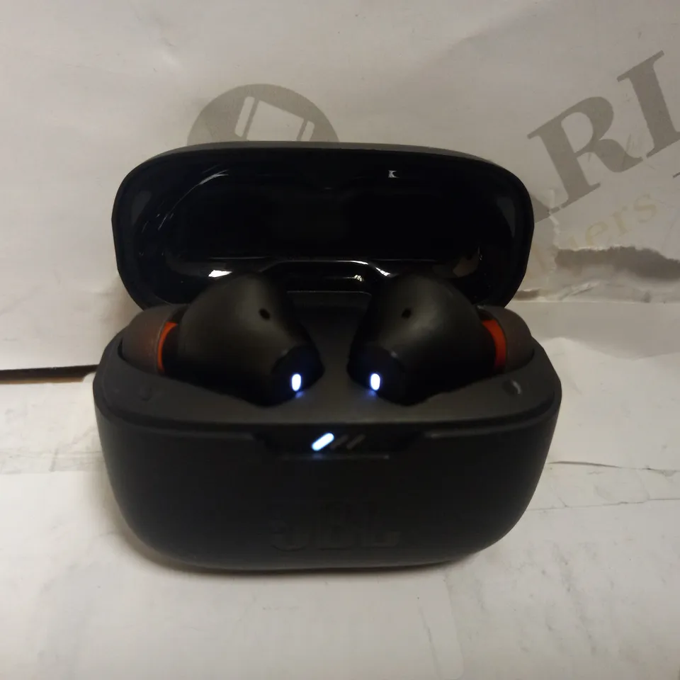 JBL TUNE 230NC TWS IN-EAR HEADPHONES