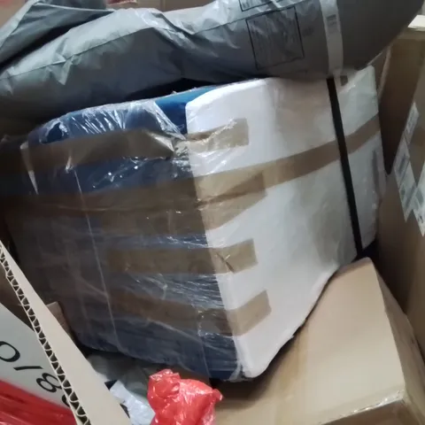 PALLET OF ASSORTED HOUSEHOLD GOODS AND PRODUCTS TO INCLUDE;STORAGE CASE,MIRROR,MATTRESS