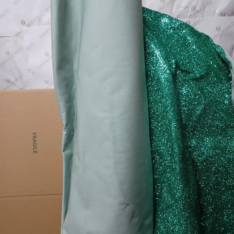 LARGE ROLL OF FABRIC MATERIAL IN SHINY GREEN - COLLECTION ONLY