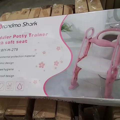BOXED TODDLER POTTY TRAINER LADDER WITH SOFT SEAT