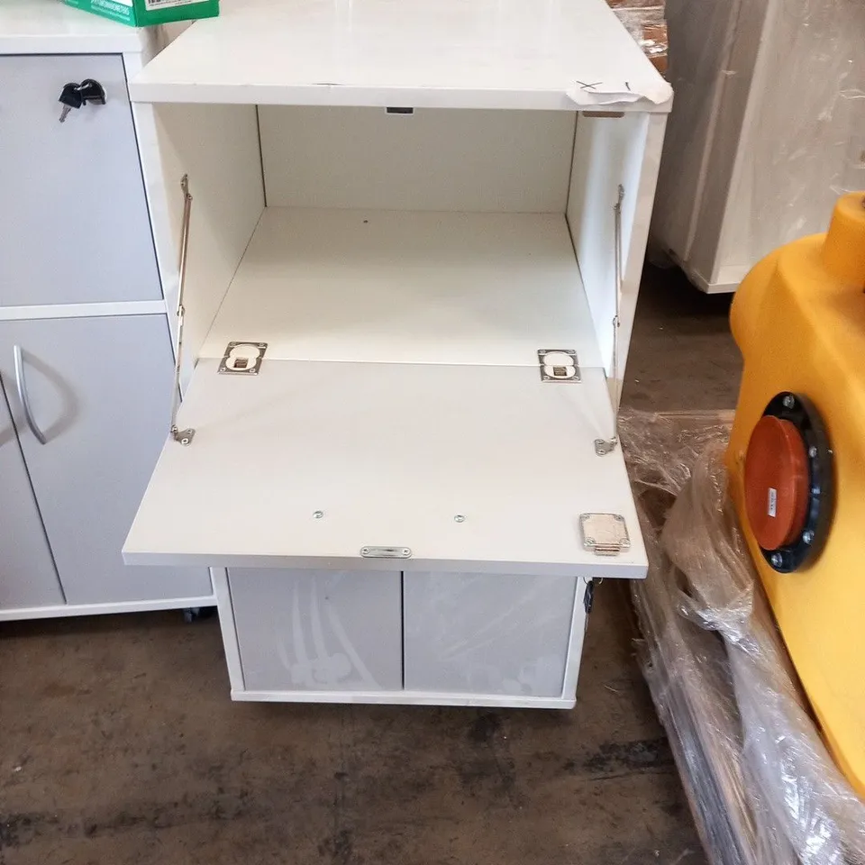 WHITE AND GREY MOBILE 2 DOOR, 1 DRAWER CHEST