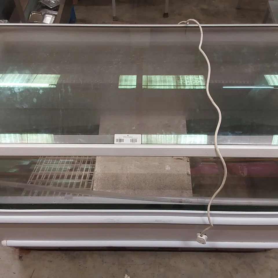 NOVUM COMMERCIAL TEMPERATURE CONTROLLED DISPLAY CABINET 