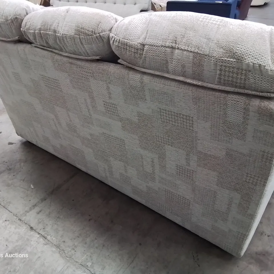 QUALITY BRITISH DESIGNER & MANUFACTURED G PLAN MALVERN THREE SEATER SOFA LYDIA BLUSH FABRIC 
