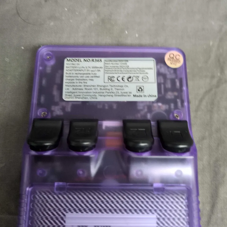 HANDHELD GAME CONSOLE – MODEL R365