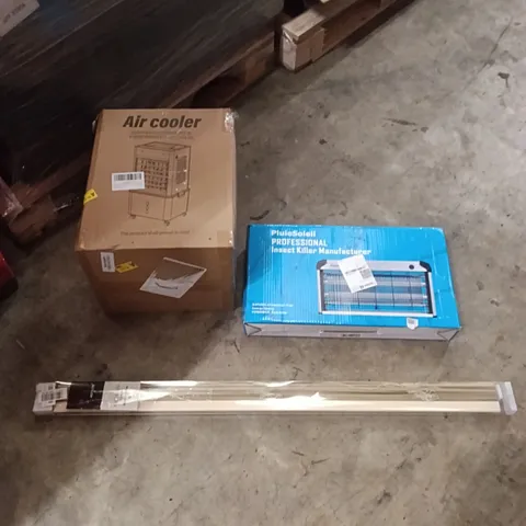 PALLET CONTAINING A LARGE QUANTITY OF ITEMS TO INCLUDE - AIR COOLER, INSECT KILLER, BLINDS ETC
