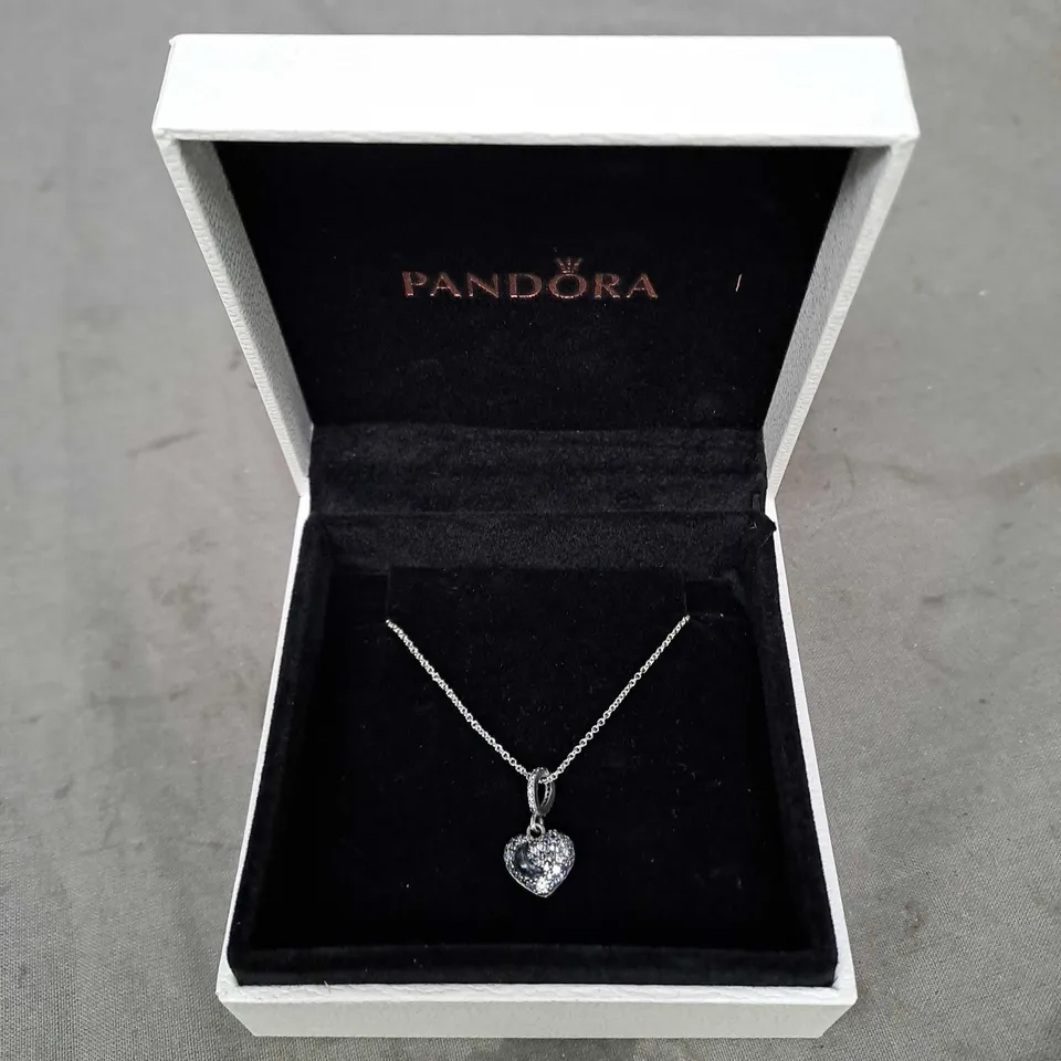 PANDORA SIVER HEART PENDANT WITH CHAIN