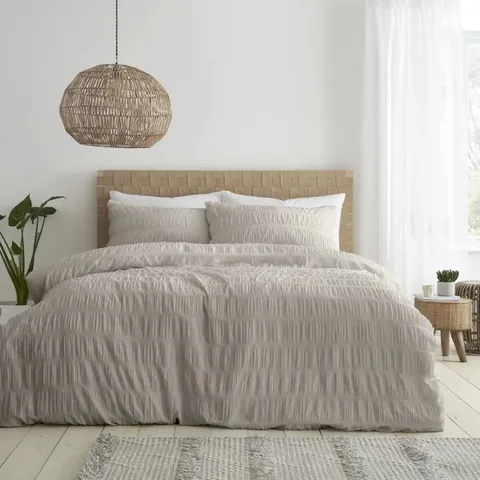SEERSUCKER DUVET COVER SET DOUBLE