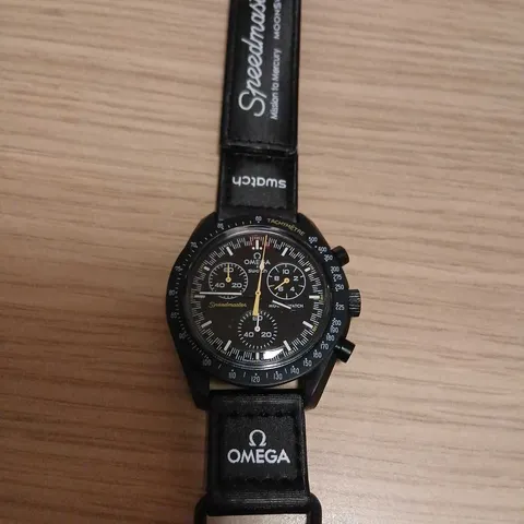 OMEGA SPEEDMASTER CHRONOGRAPH WATCH – BLACK DIAL, TACHYMETER BEZEL