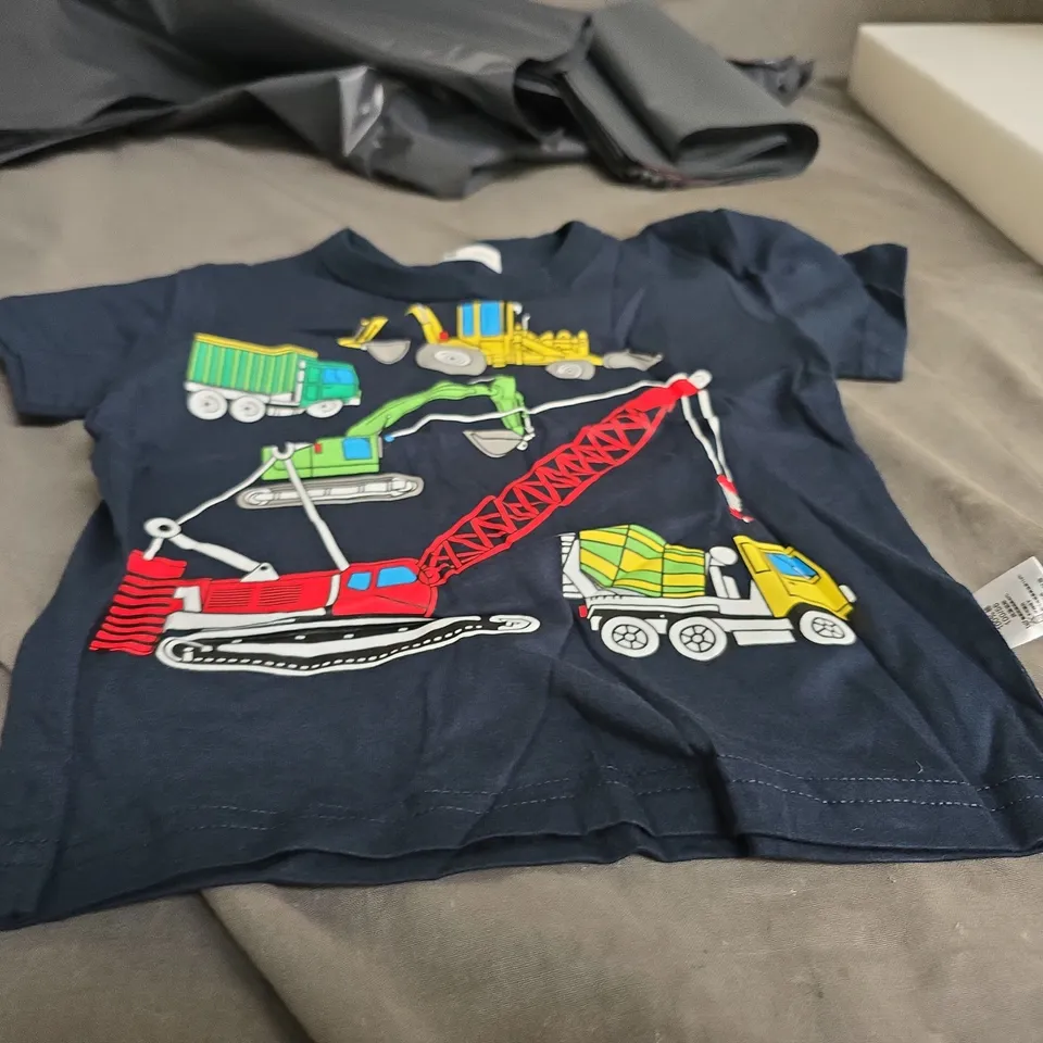 27KIDS KIDS T-SHIRT, NAVY CONSTRUCTION VEHICLES PRINT-SIZE UNSPECIFIED