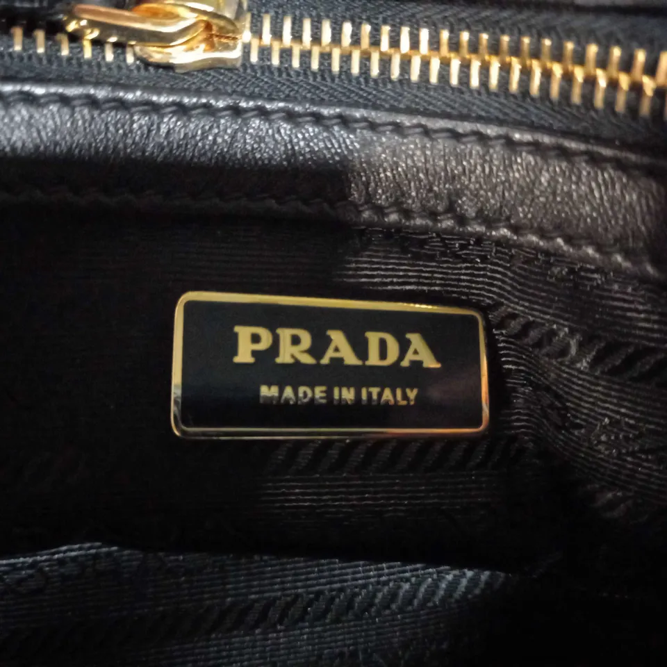 PRADA MILANO BLACK LEATHER STRAPPED BAG 