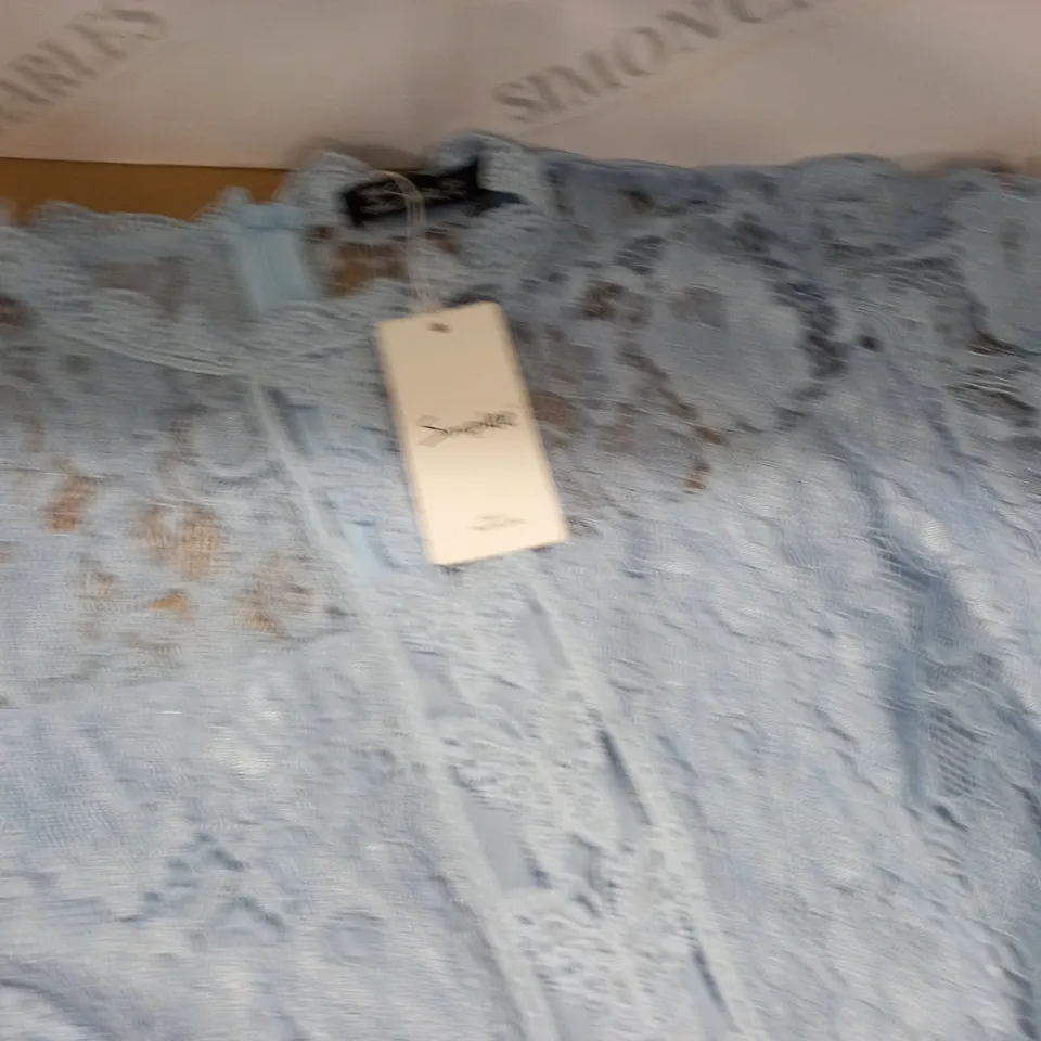 SIMPLEE LACE BLUE DRESS - M