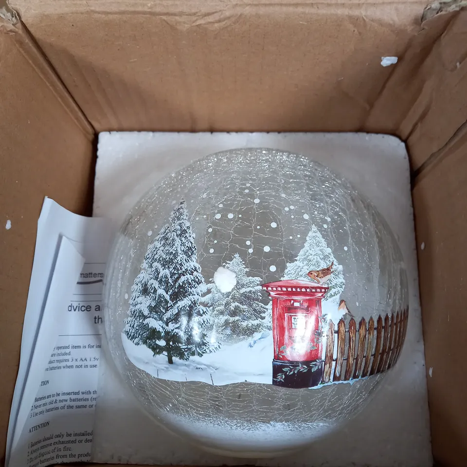 FESTIVE PRE-LIT SCENIC CRACKLE GLASS SPHERE