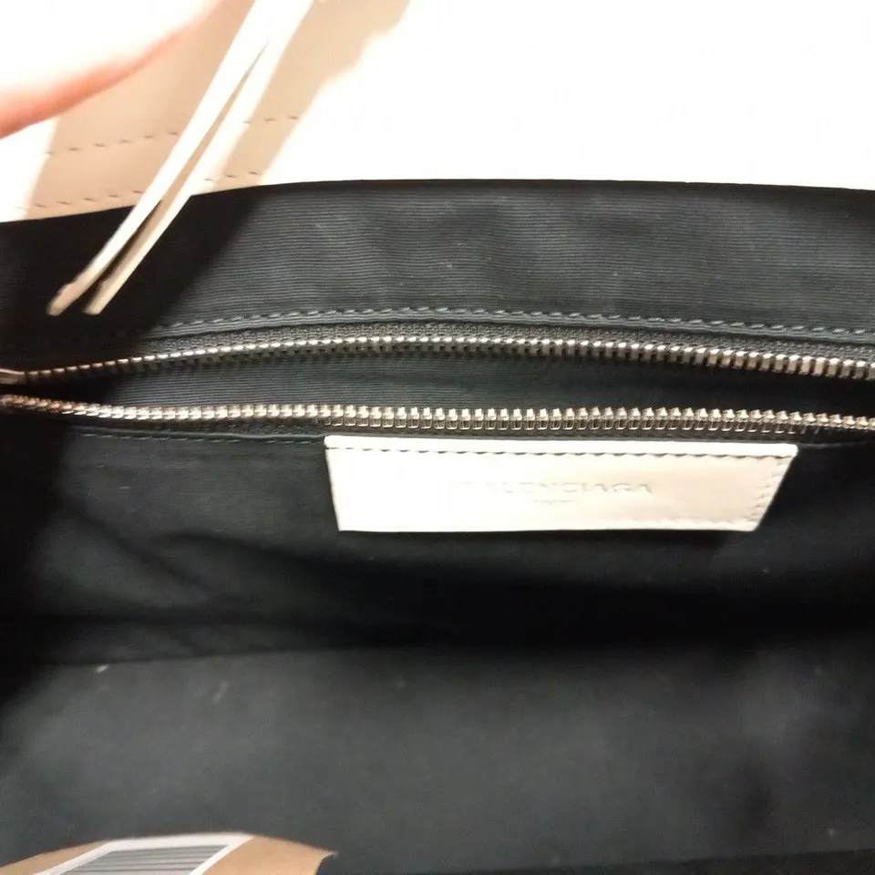 BALENCIAGA CREAM LEATHER HANDBAG