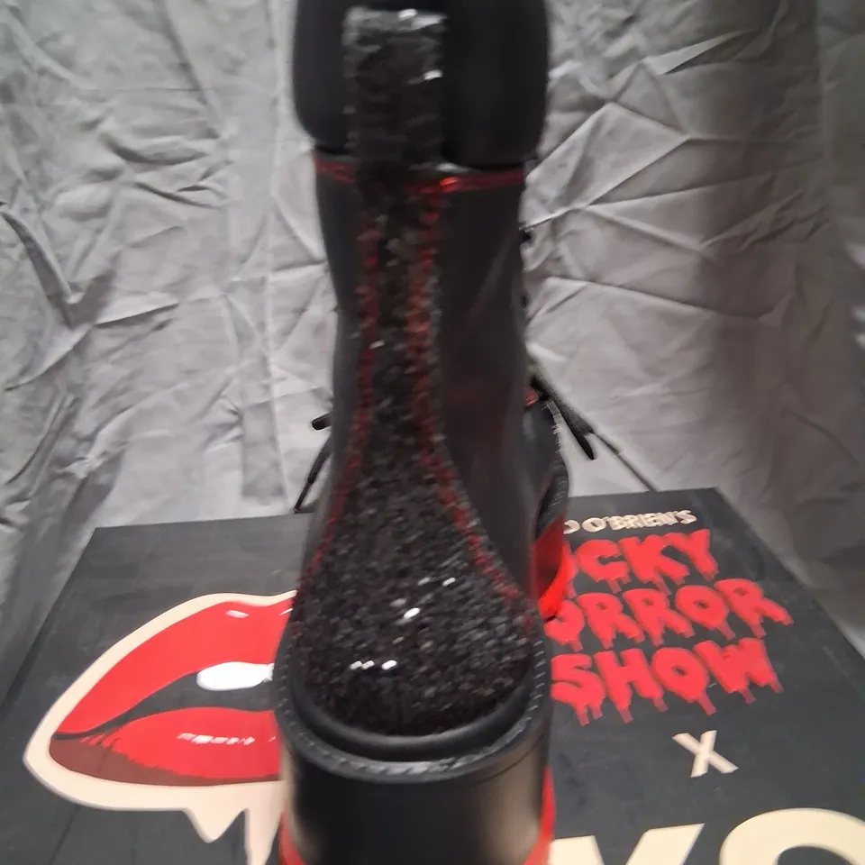 BRAND NEW BOXED RICHARD O'BRIEN'S ROCKY HORROR SHOW X KOI THE TIME WARP PLATFORM BOOTS BLACK SIZE 6