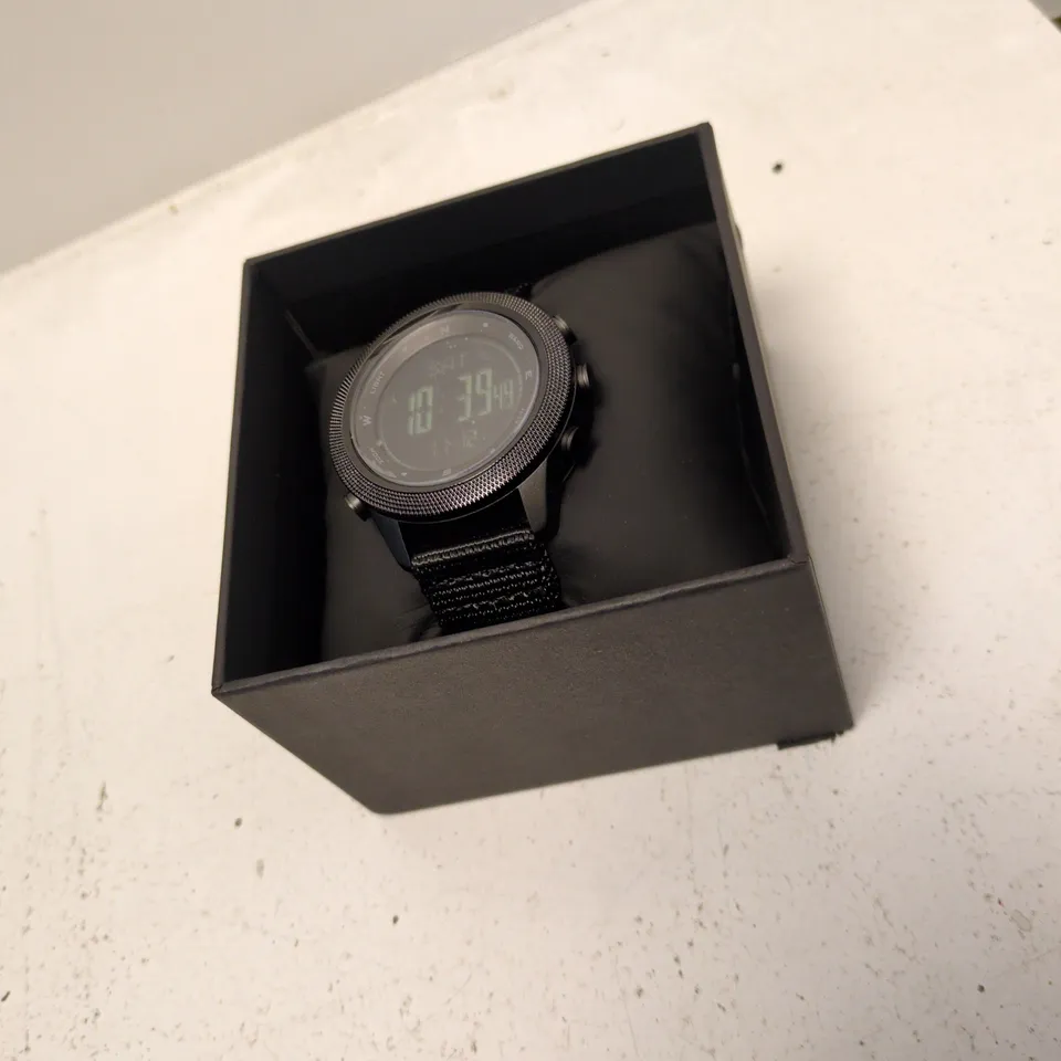 NORTH EDGE BREAK AI WATCH – BLACK DIGITAL WATCH (BOXED)
