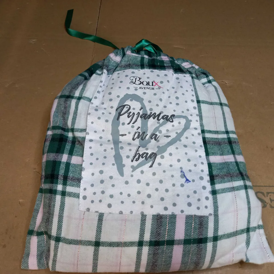 BOUX AVENUE PJS IN A BAG - GREEN/PINKLONG SLEEVED PJS SIZE 10