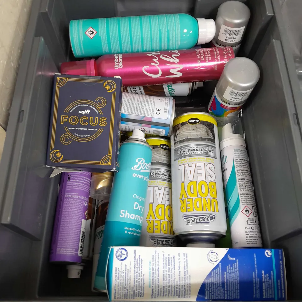 APPROXIMATELY 12 ASSORTED AEROSOLS TO INCLUDE TED BAKER BODY SPRAY , CAR SPRAY PAINT , CURL ACTIVATING MOOSE ETC. 