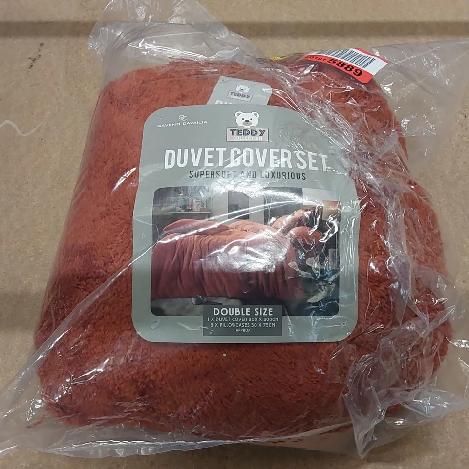 BAGGED GENOVIA DUVET COVER SET WITH PILLOW, SIZE: DOUBLE (1 ITEM)