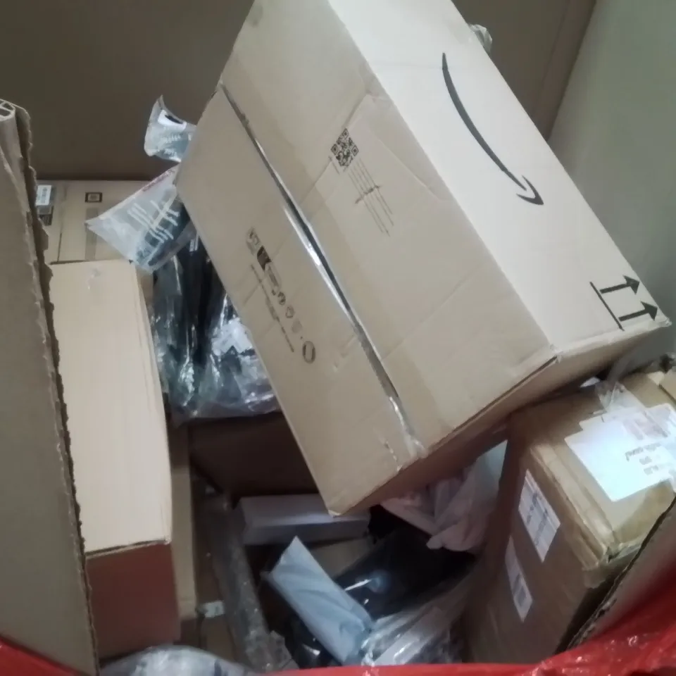 PALLET OF ASSORTED HOUSEHOLD GOODS AND PRODUCTS TO INCLUDE;WHOLE FRUIT JUICER,ROMAN CHAIR