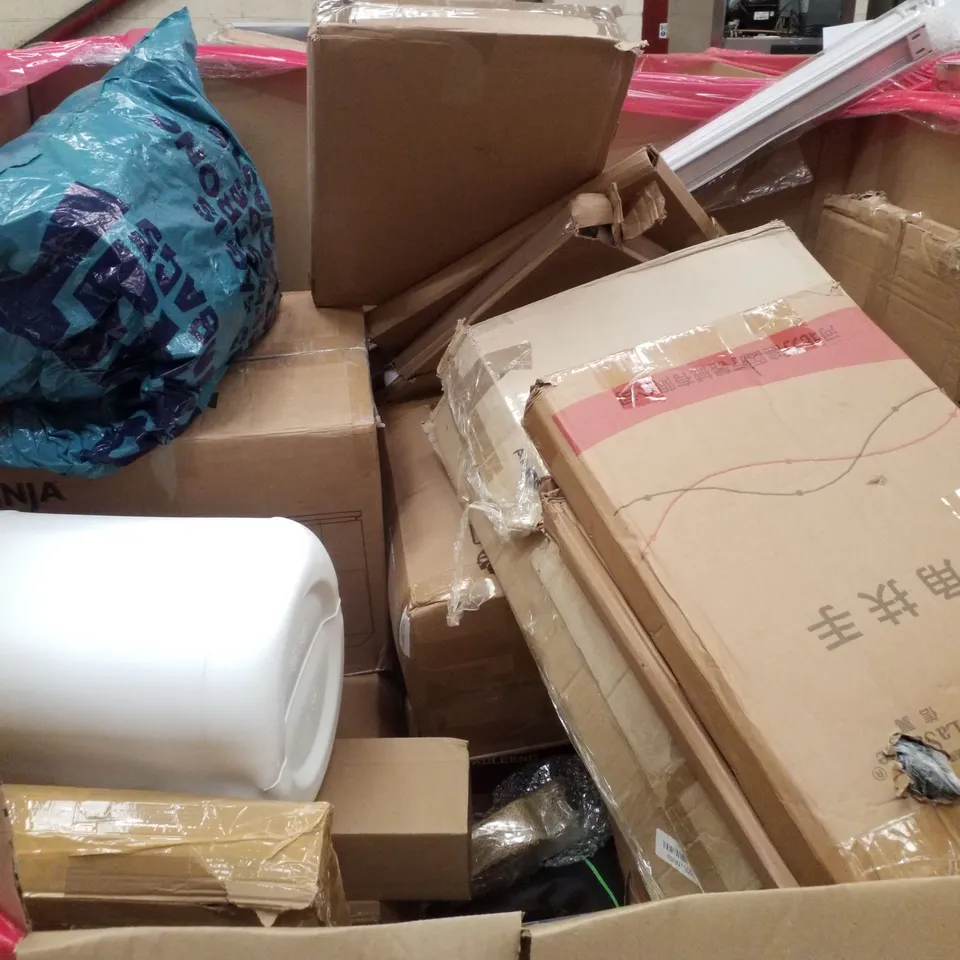 PALLET CONTAINING ASSORTED PRODUCTS INCLUDING SLEEPING BAG, STEAM CLEANER, FOLDING CAMPING TABLE, CLOTHES AIRER & DISPOSABLE SUCTION CUP TOILET BRUSH