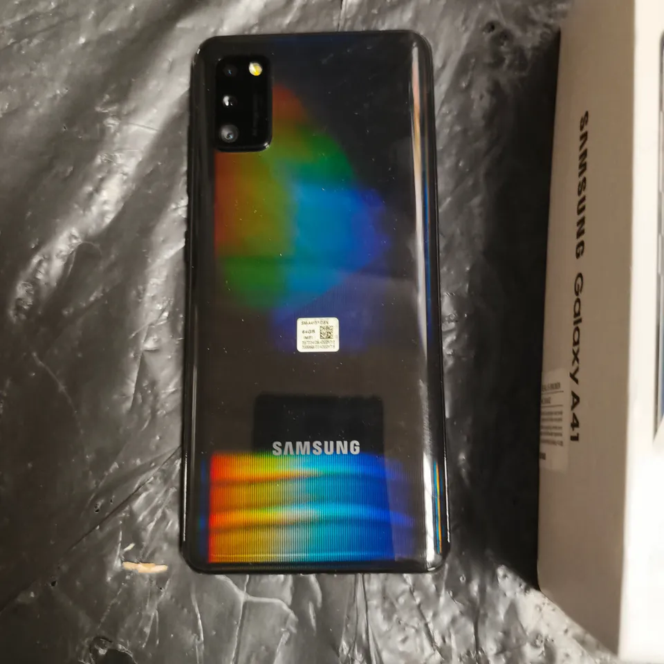 SAMSUNG GALAXY A41 SMARTPHONE – BLACK SMARTPHONE (BOXED)