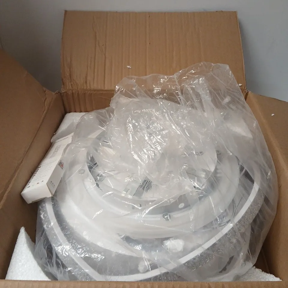 BOXED 4 BULB LIGHT FITTING