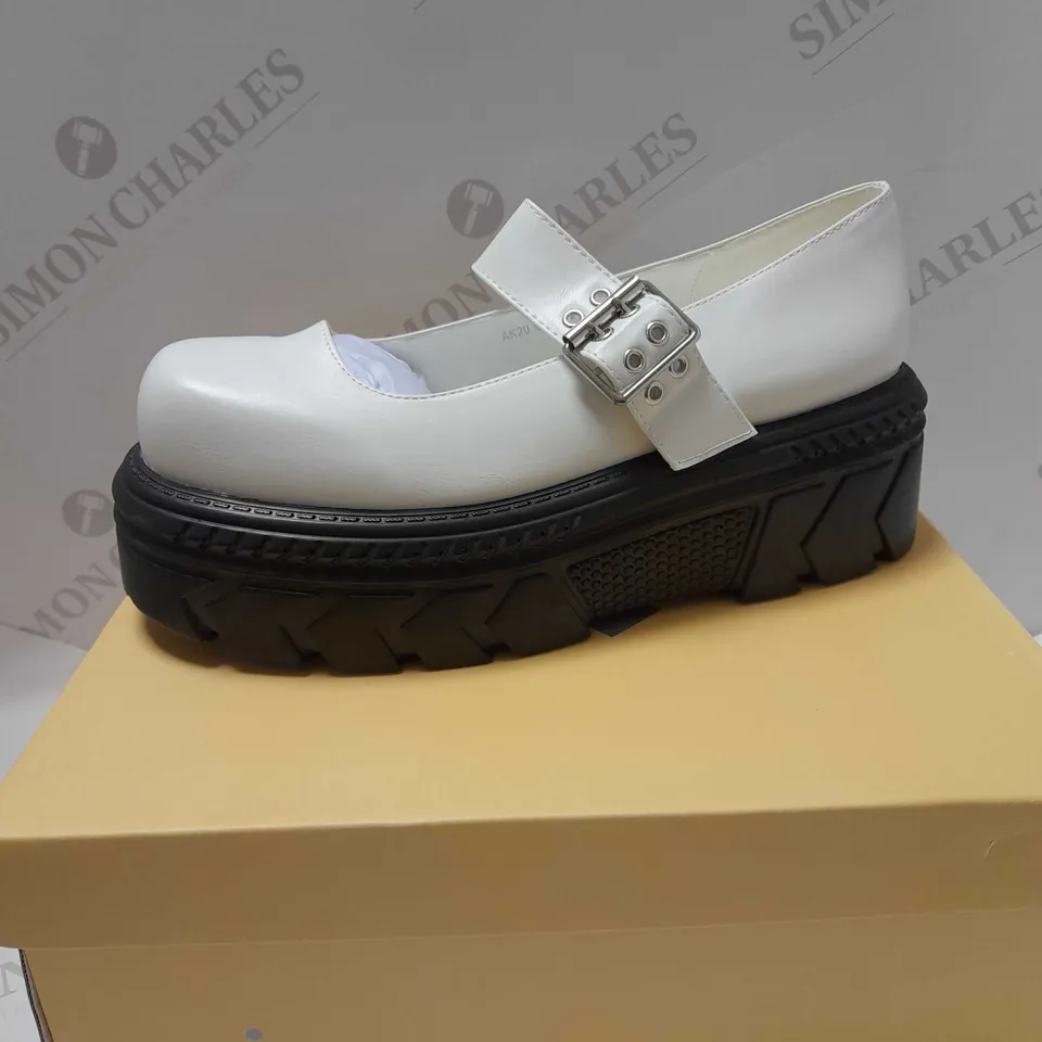 KOI VERITAS STOMPER BUCKLE SHOES, WHITE PU - SIZE 8