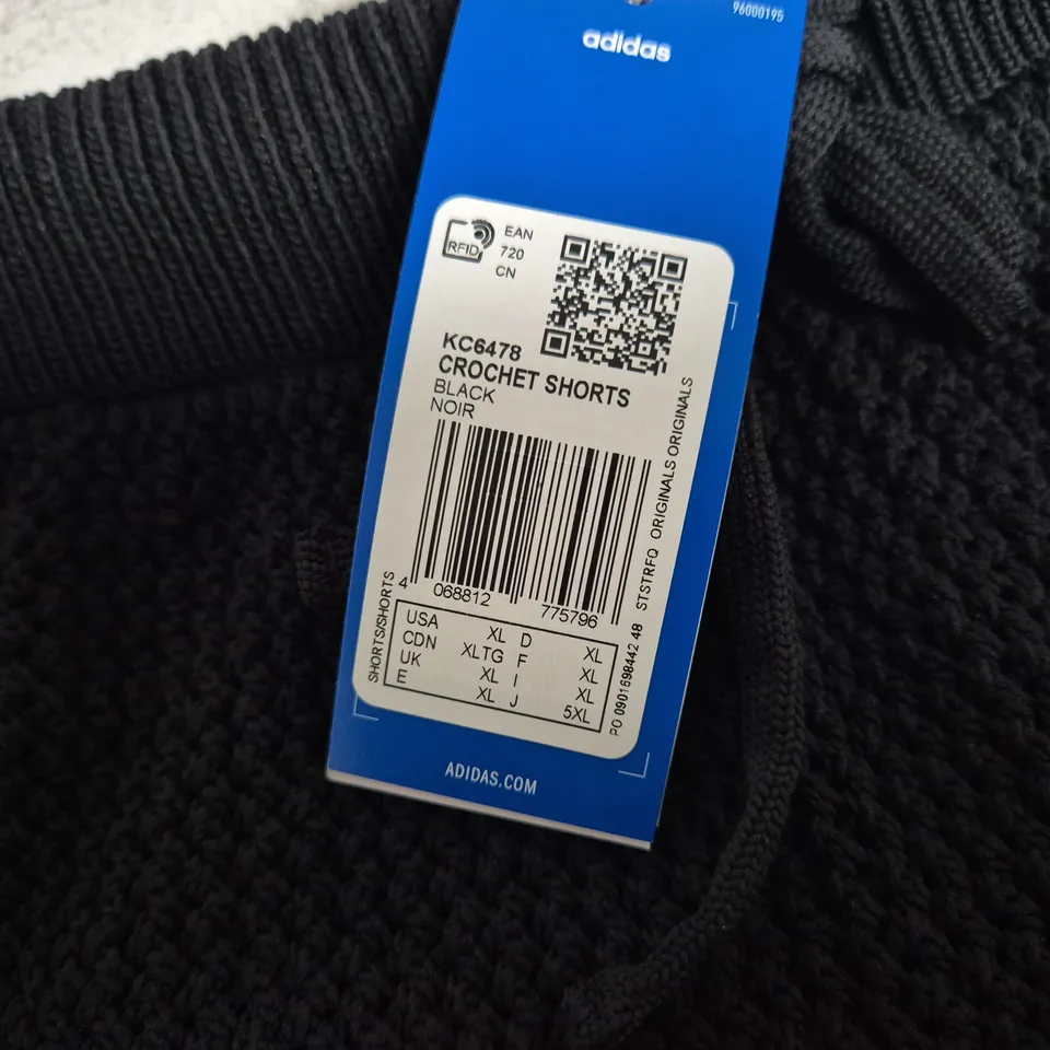 ADIDAS CROCHET SHORTS – BLACK - XL
