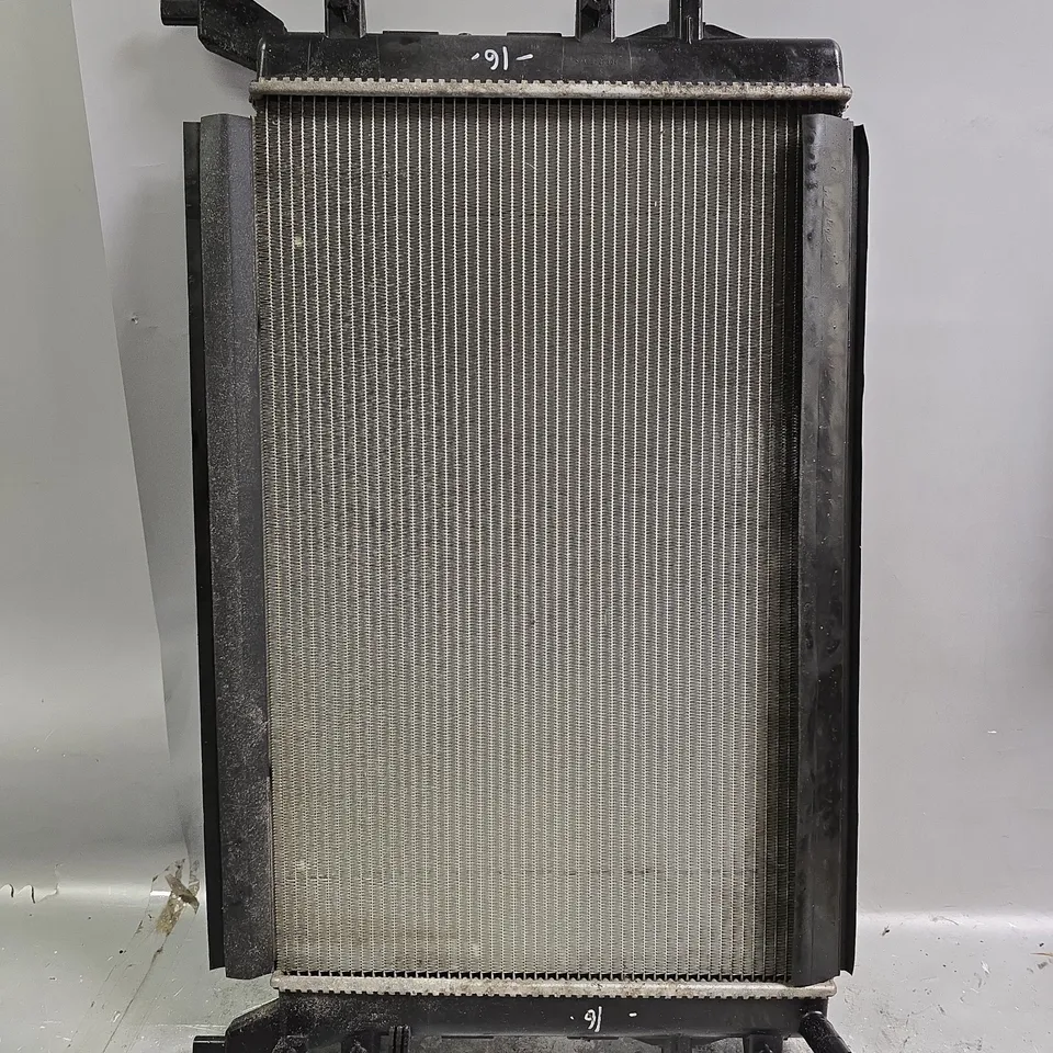 VALEO CAR RADIATOR - 993820A B