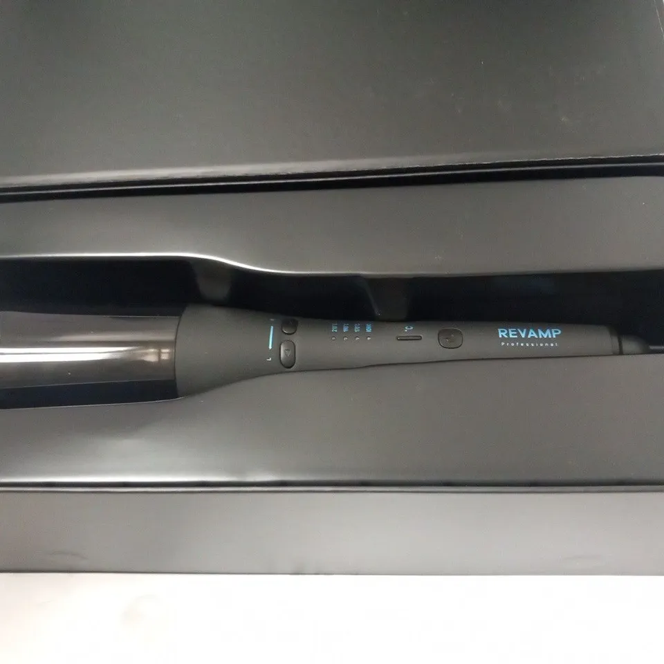 BOXED REVAMP PROFESSIONAL PROGLOSS HOLLYWOOD WAVE, CURL AND ADVANCED SHINE