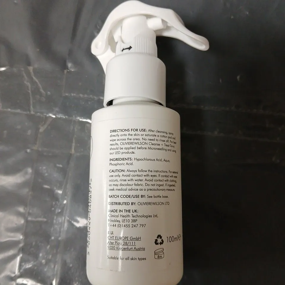 PALLET OF APPROXIMATELY 240 X OLIVIERE WILSON MICRONEEDLING ROLLER KIT WITH CLEANSE + TREAT TONIC & SANITISING SPRAY (0.5MM NEEDLES)
