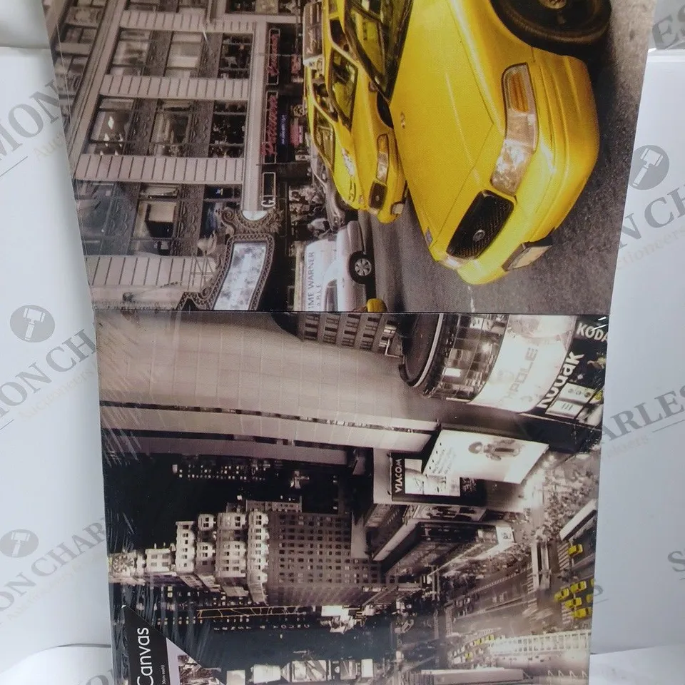 SET OF 3 CANVASES WITH NEW YORK YELLOW TAXI IMAGES 