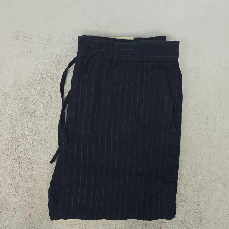 gant regular fit trousers in navy stripe size small