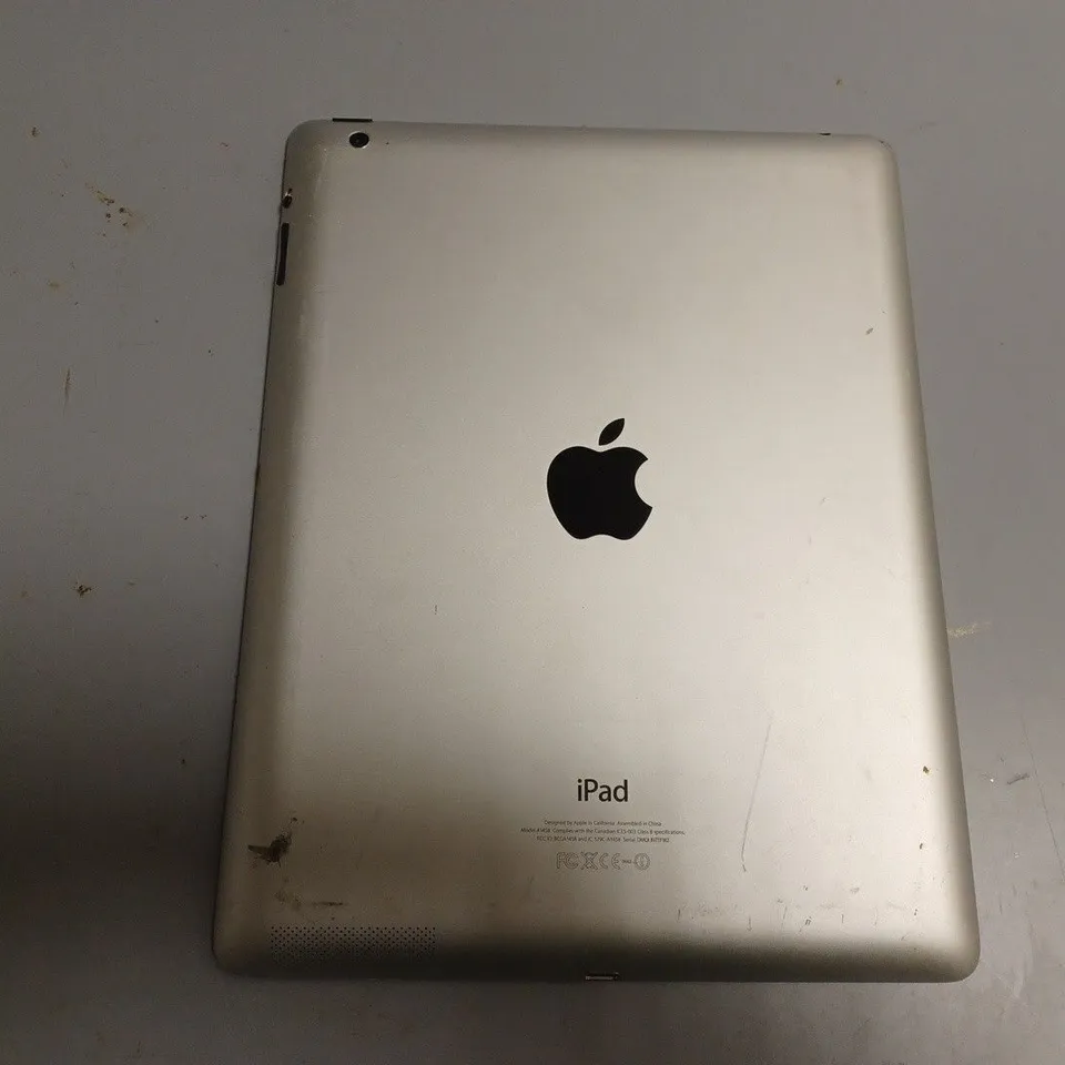 APPLE IPAD A1458 (4TH GEN) TABLET 