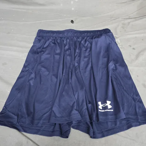 UNDER ARMOUR CASUAL SHORTS IN NAVY - LARGE