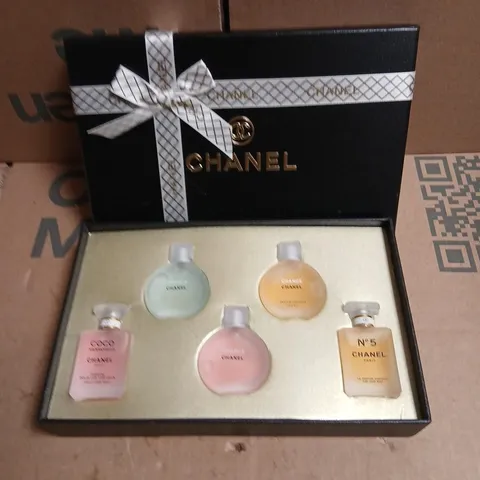 BOXED CHANEL MINIATURES GIFT SET