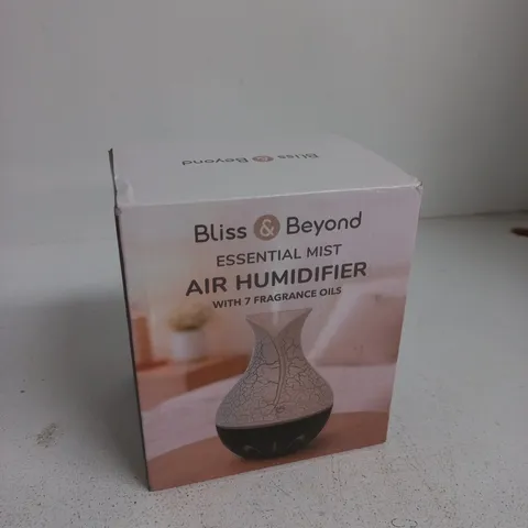 BLISS & BEYOND ESSENTIAL MIST AIR HUMIDIFIER – BOXED WITH 7 FRAGRANCE OILS