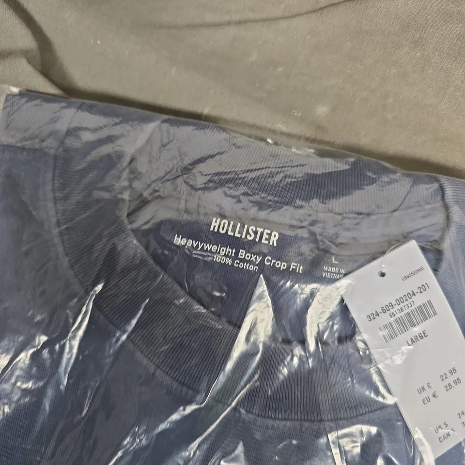 BAGGED HOLLISTER HEAVYWEIGHT BOXY CROP FIT T-SHIRT – NAVY, 100% COTTON, LARGE (SEALED)