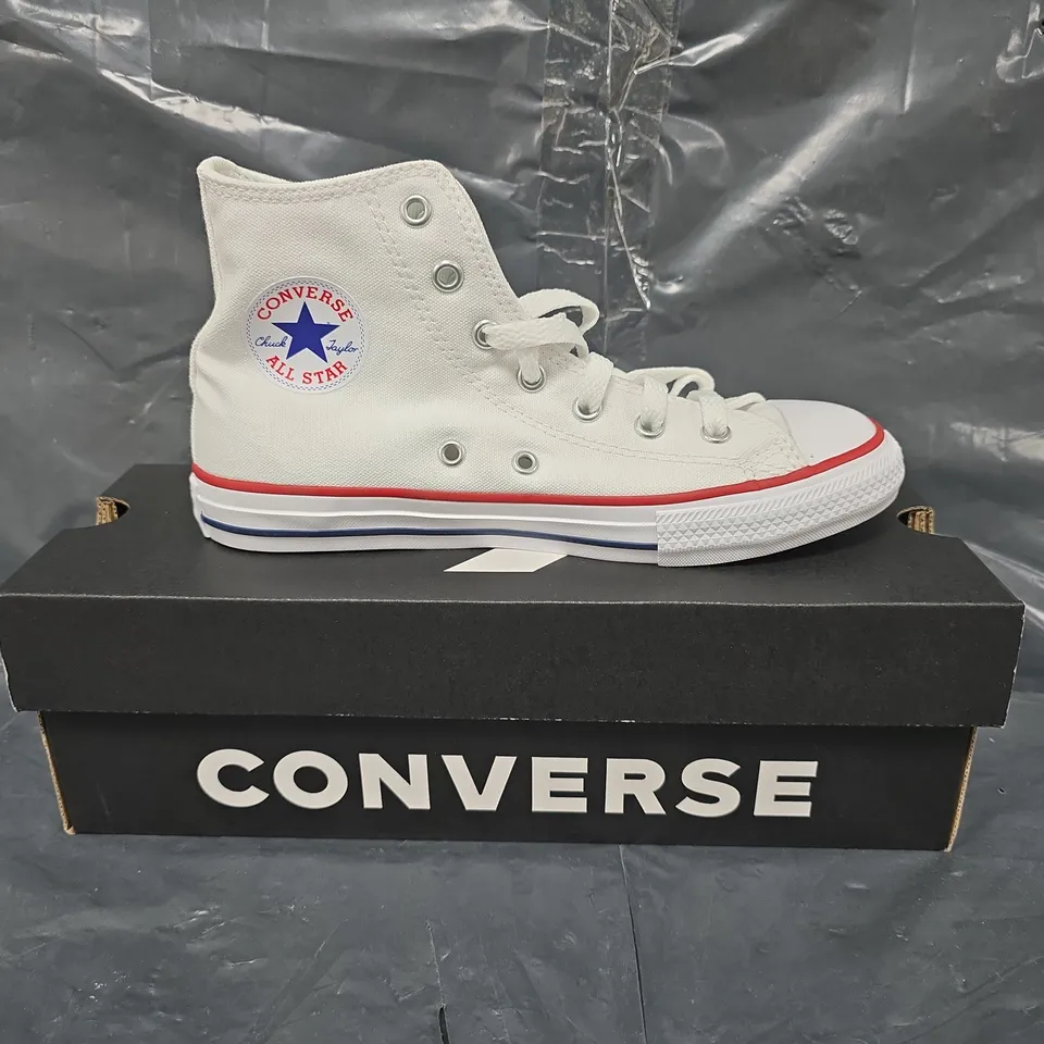 BOXED PAIR OF CONVERSE ALLSTAR IN WHITE SIZE UK 2