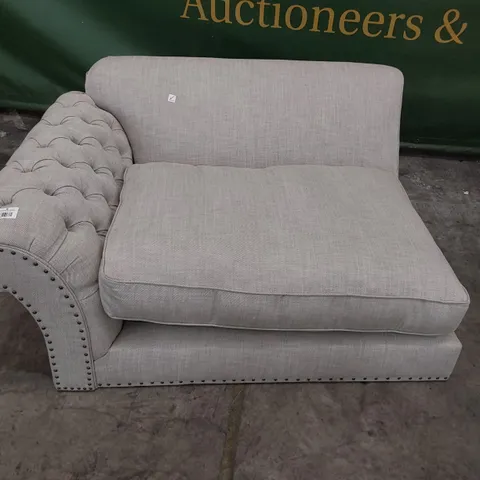CHESTERFIELD RH SECTION NATURAL FABRIC