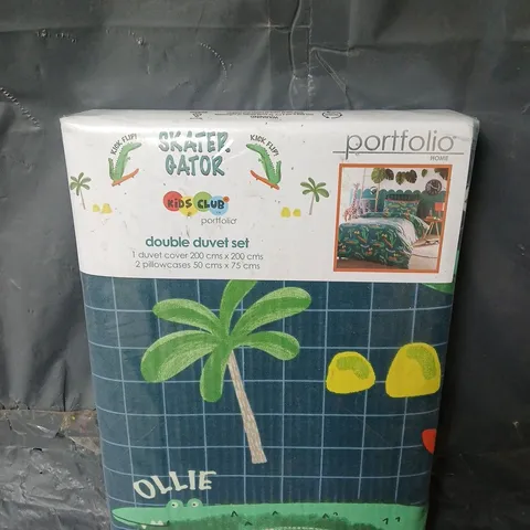 SEALED PORTFOLIO KIDS CLUB SKATOR GATOR DOUBLE DUVET SET IN GREEN