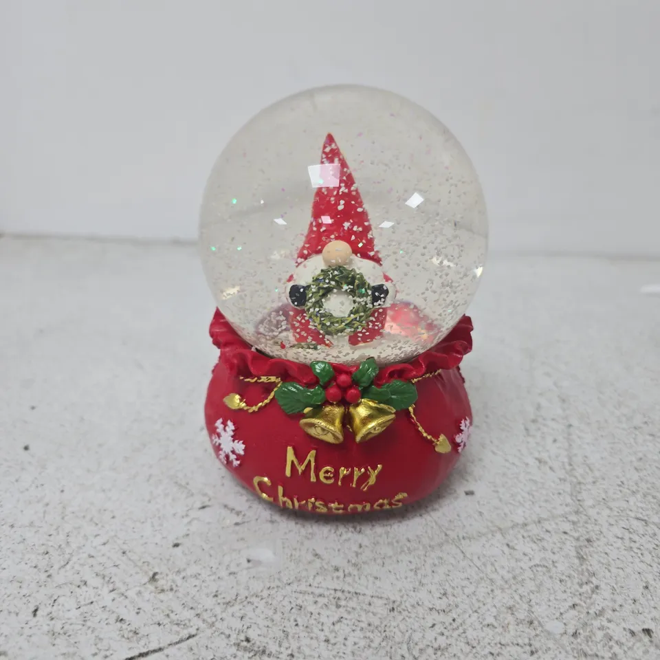 BOXED CELEBRIGHT GONK WITH WREATH LED MUSICAL SNOWGLOBE